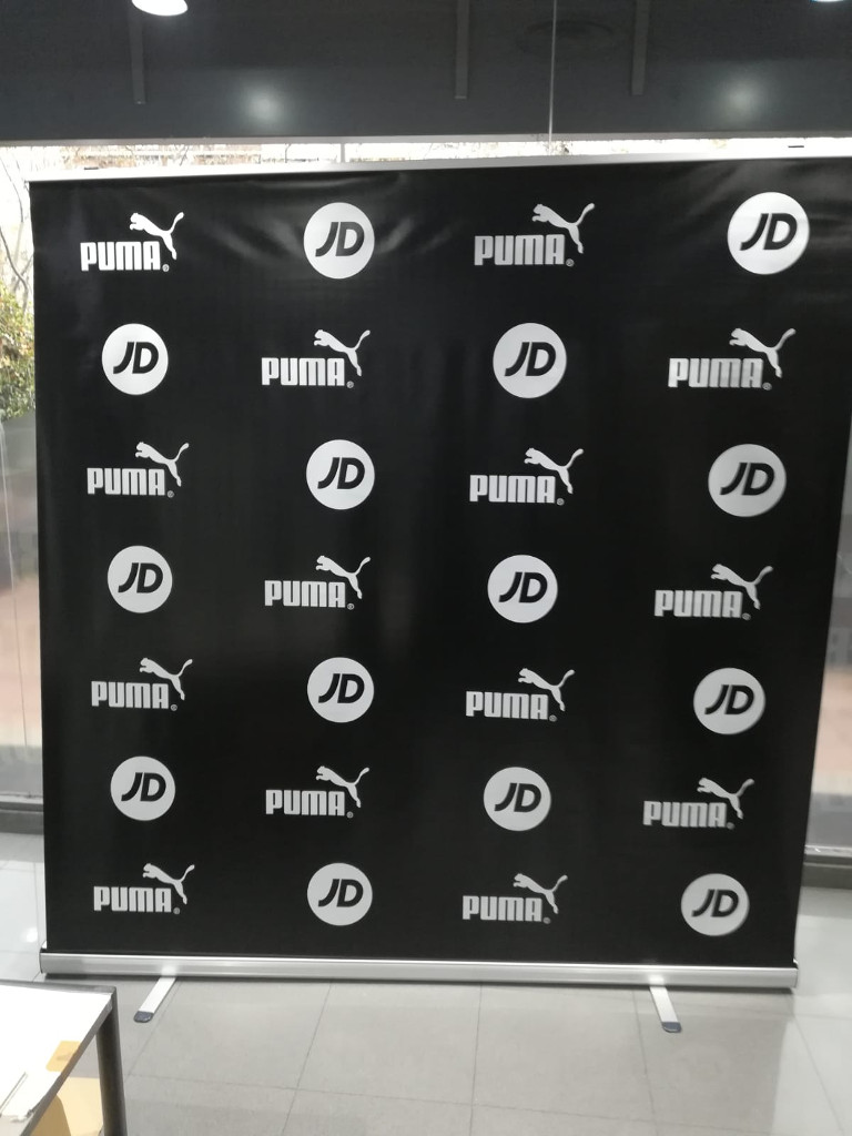 Roll up impreso de 150 × 200 cm en Madrid